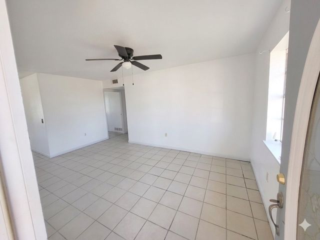 305 Sierra Vista Drive, Chico, TX 76431