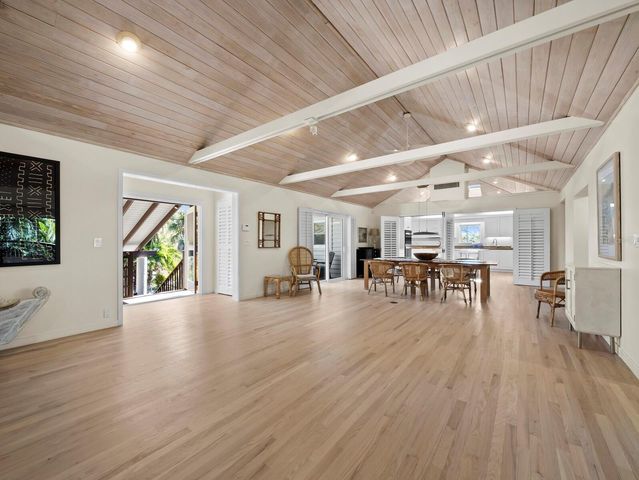 677 LANDS END DRIVE, Longboat Key, FL 34228