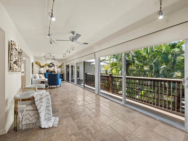 677 LANDS END DRIVE, Longboat Key, FL 34228