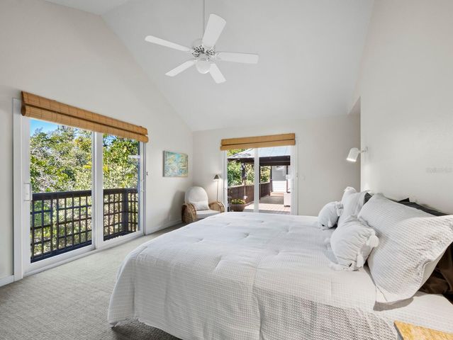 677 LANDS END DRIVE, Longboat Key, FL 34228