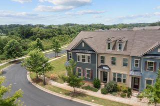 11340 Westbranch Parkway, Davidson, NC 28036