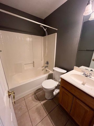 304 Bryant Street, Pottsboro, TX 75076