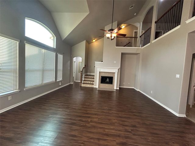 7936 Lake Commons Drive, Rosenberg, TX 77469