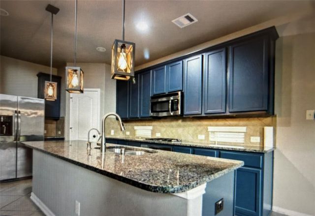 7936 Lake Commons Drive, Rosenberg, TX 77469