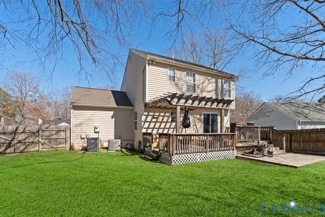 14126 Bermuda Point Ct, Chester, VA 23836