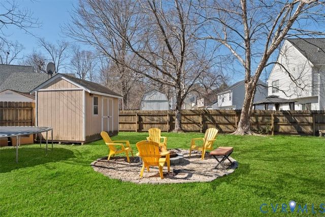 14126 Bermuda Point Ct, Chester, VA 23836