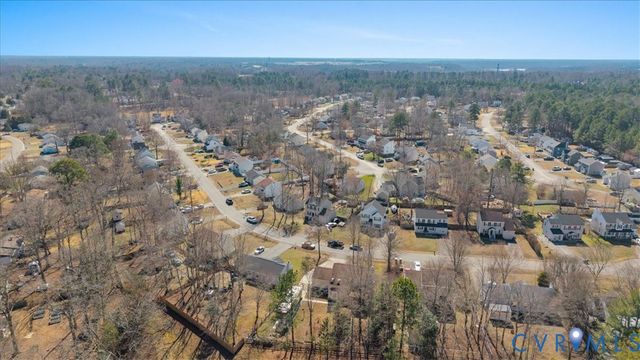 14126 Bermuda Point Ct, Chester, VA 23836