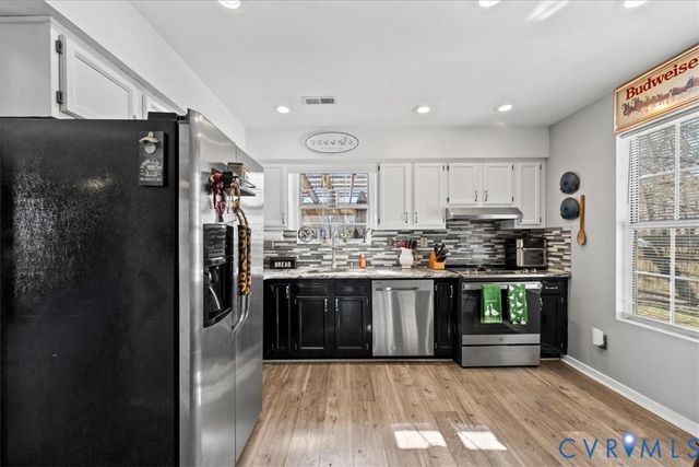 14126 Bermuda Point Ct, Chester, VA 23836