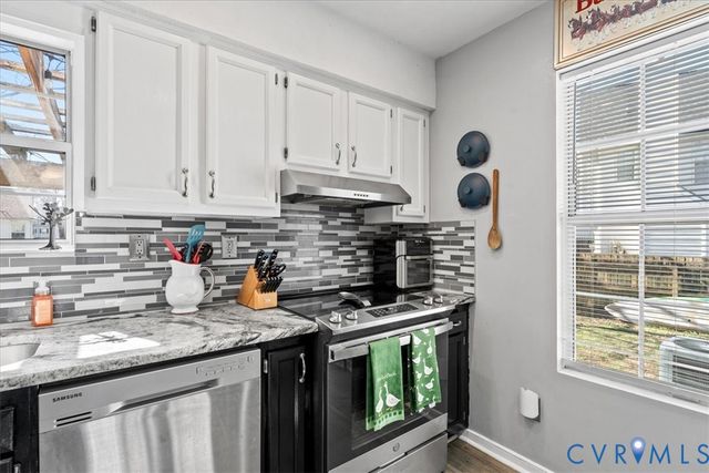 14126 Bermuda Point Ct, Chester, VA 23836