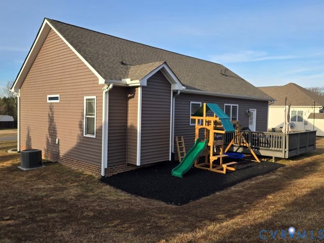 110 Jay's Rd, Farmville, VA 23901