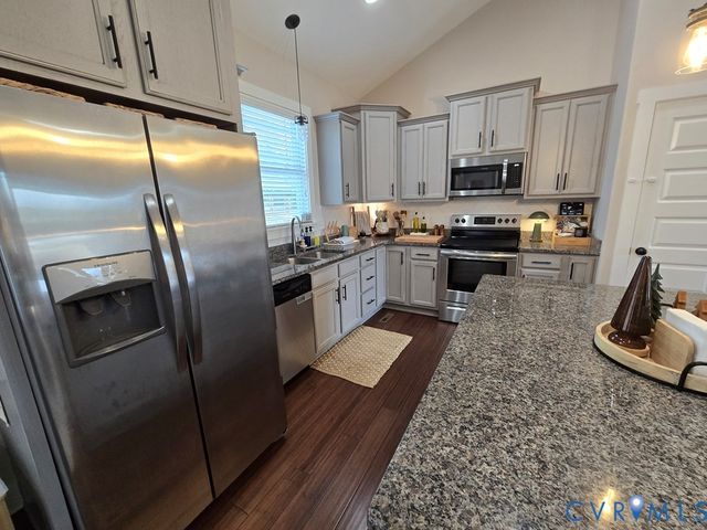 110 Jay's Rd, Farmville, VA 23901