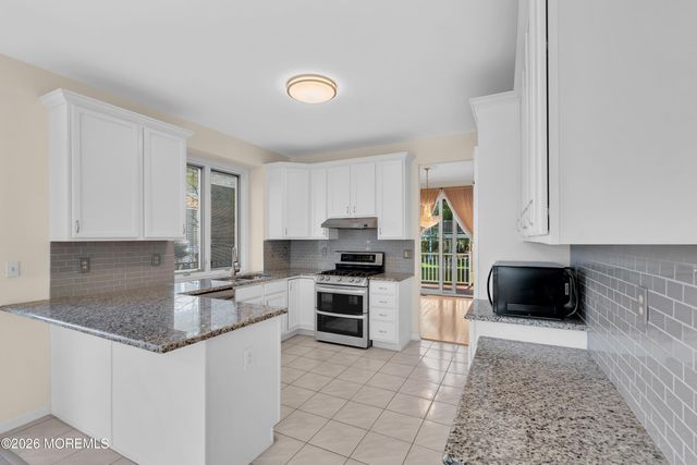 166 La Quinta Court, Holmdel, NJ 07733
