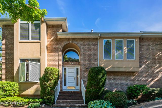 166 La Quinta Court, Holmdel, NJ 07733