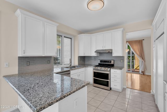 166 La Quinta Court, Holmdel, NJ 07733