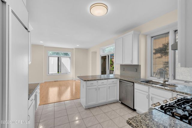 166 La Quinta Court, Holmdel, NJ 07733