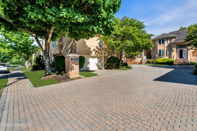 166 La Quinta Court, Holmdel, NJ 07733
