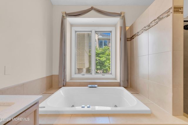 166 La Quinta Court, Holmdel, NJ 07733