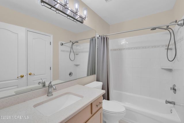166 La Quinta Court, Holmdel, NJ 07733