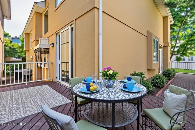 166 La Quinta Court, Holmdel, NJ 07733