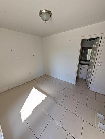 3713 E CLIFTON STREET, Tampa, FL 33610