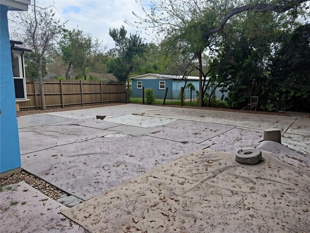 3713 E CLIFTON STREET, Tampa, FL 33610