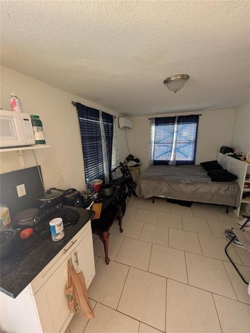 3713 E CLIFTON STREET, Tampa, FL 33610