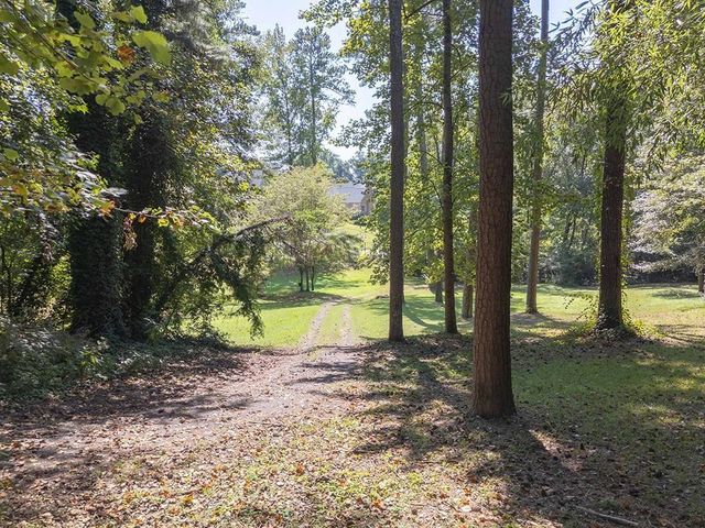 4398 King Valley Drive SE, Smyrna, GA 30082