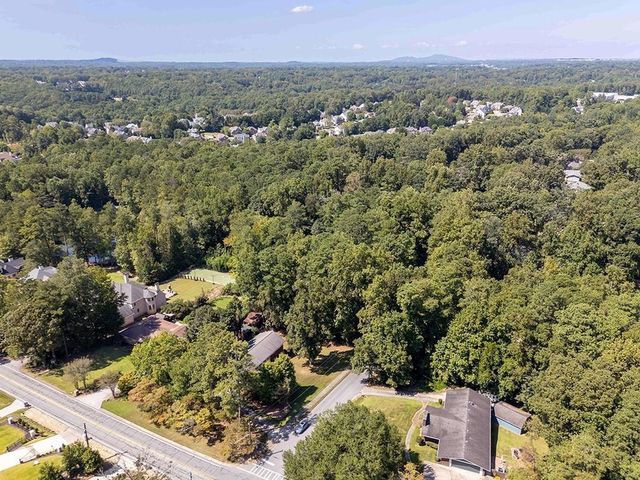 4398 King Valley Drive SE, Smyrna, GA 30082