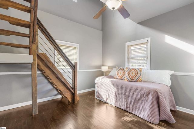 102 Harts Lane, Simpsonville, SC 29681