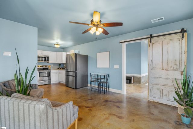 102 Harts Lane, Simpsonville, SC 29681