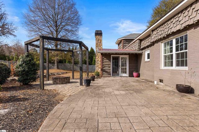 102 Harts Lane, Simpsonville, SC 29681