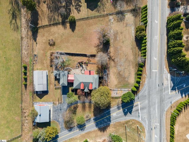 102 Harts Lane, Simpsonville, SC 29681