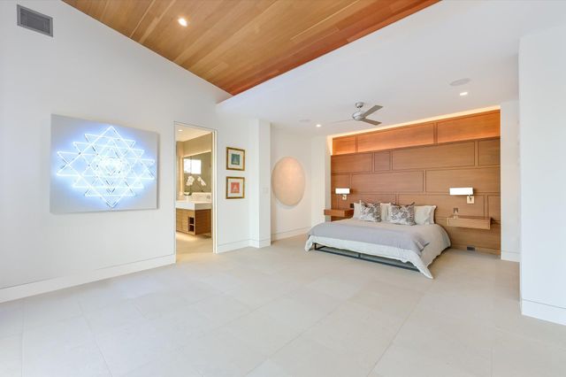 16 Sundown PKWY, Austin, TX 78746