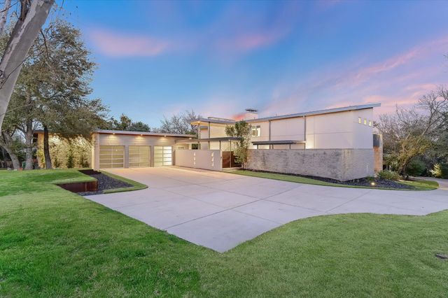 16 Sundown PKWY, Austin, TX 78746