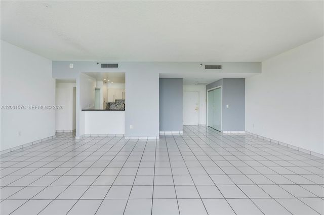 1000 Venetian Way 408, Miami, FL 33139