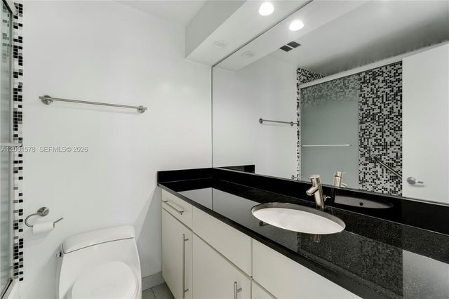 1000 Venetian Way 408, Miami, FL 33139