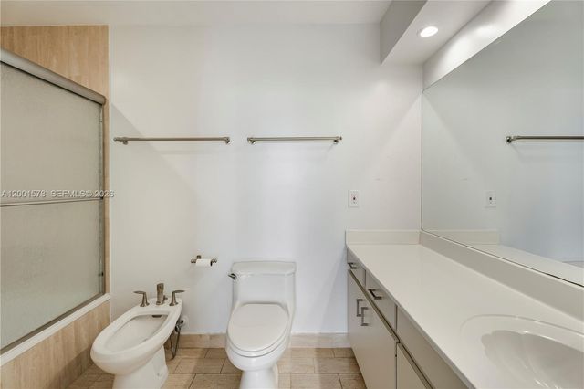 1000 Venetian Way 408, Miami, FL 33139