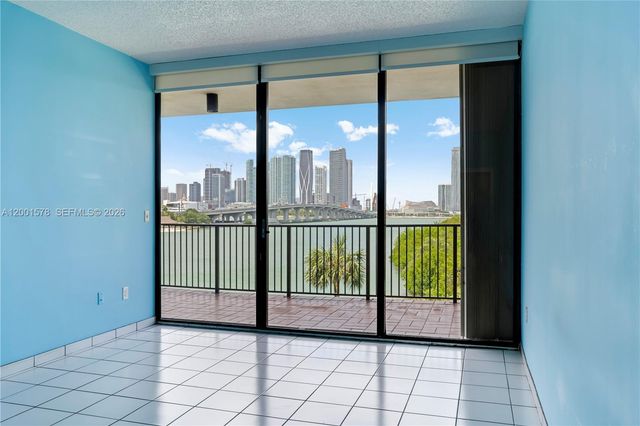 1000 Venetian Way 408, Miami, FL 33139