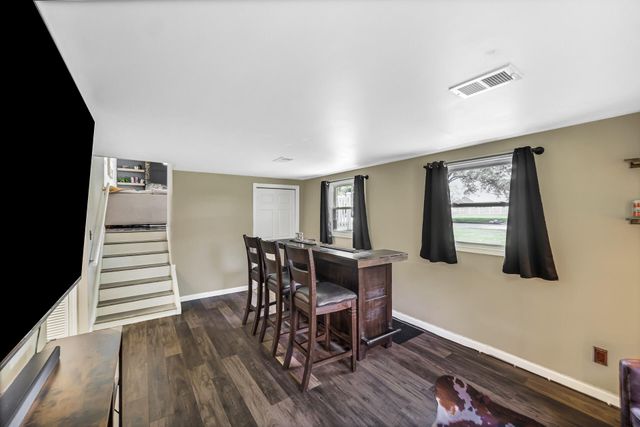 9 Hickory Drive, Hobart, IN 46342