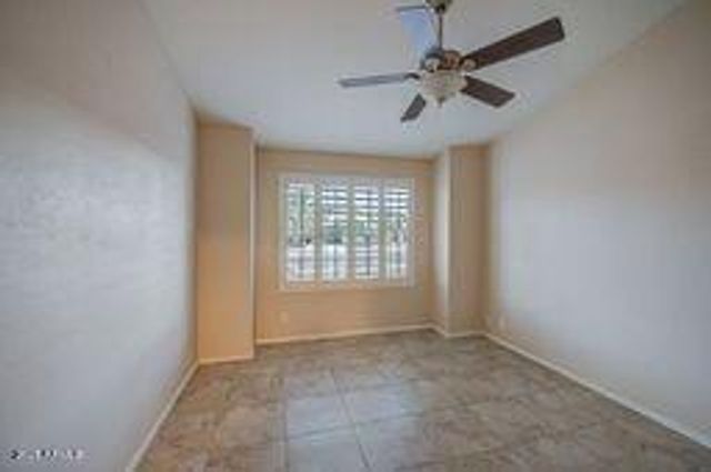 11001 W YUKON Drive, Peoria, AZ 85373