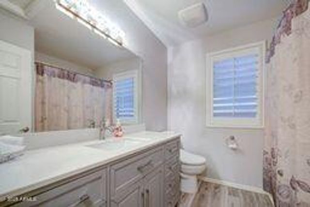 11001 W YUKON Drive, Peoria, AZ 85373