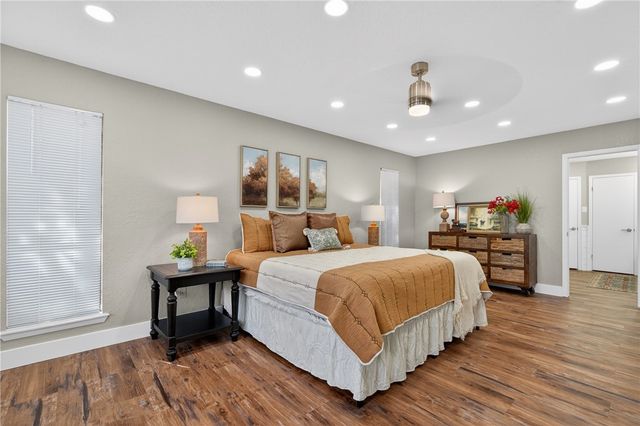 6214 Michaux Dr, Corpus Christi, TX 78414