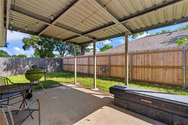 6214 Michaux Dr, Corpus Christi, TX 78414