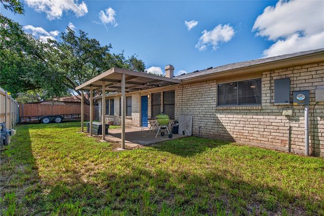 6214 Michaux Dr, Corpus Christi, TX 78414
