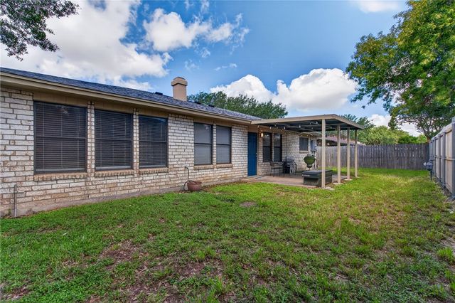6214 Michaux Dr, Corpus Christi, TX 78414