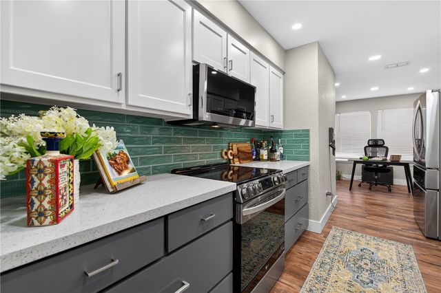 6214 Michaux Dr, Corpus Christi, TX 78414
