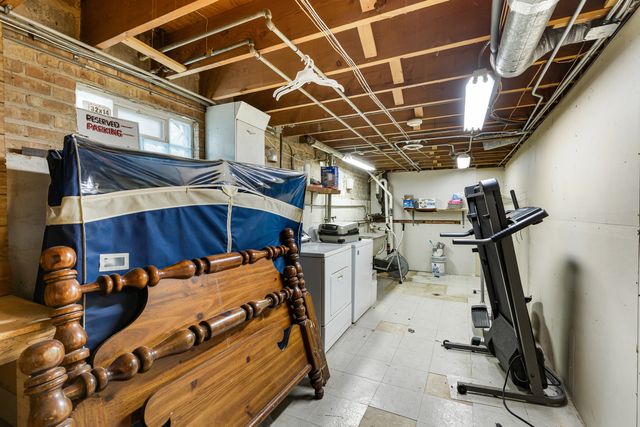 1128 Circle Avenue, Forest Park, IL 60130