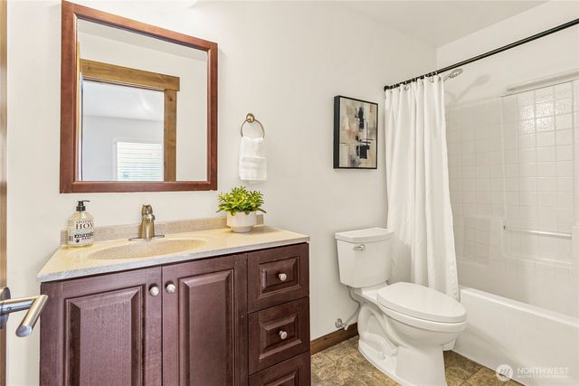 24106 236 Avenue SE, Maple Valley, WA 98038
