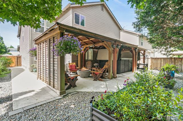 24106 236 Avenue SE, Maple Valley, WA 98038