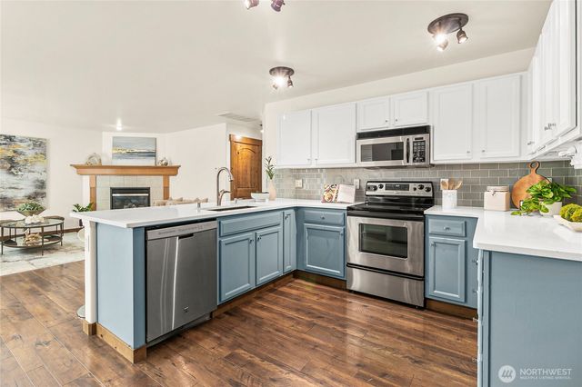 24106 236 Avenue SE, Maple Valley, WA 98038